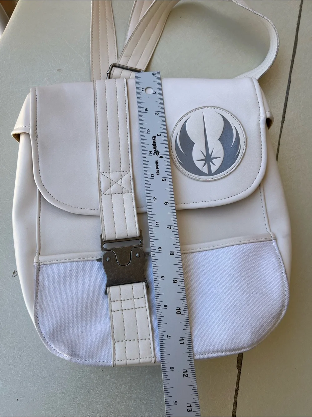 Loungefly x Star Wars Episode IX: Rise of Skywalker Rey Cosplay Sling Bag